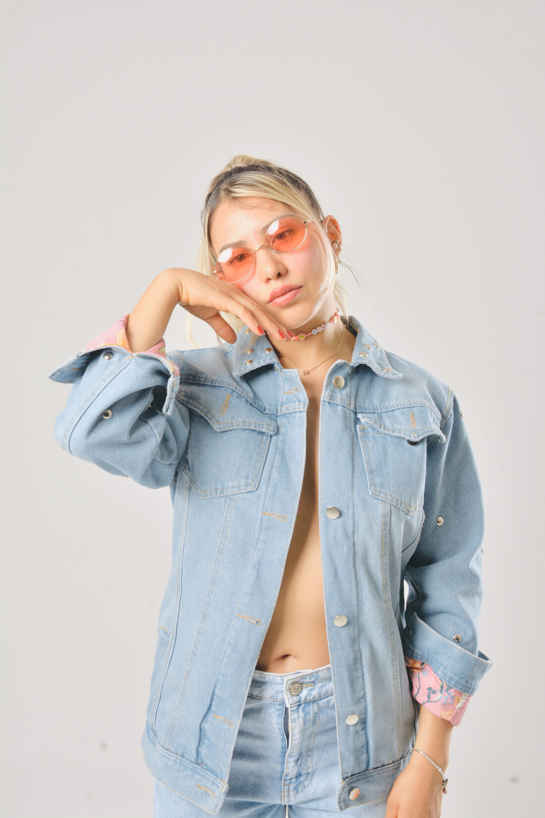BLUE DENIM JACKET "VIVE, RÍE, AMA" - Image 2